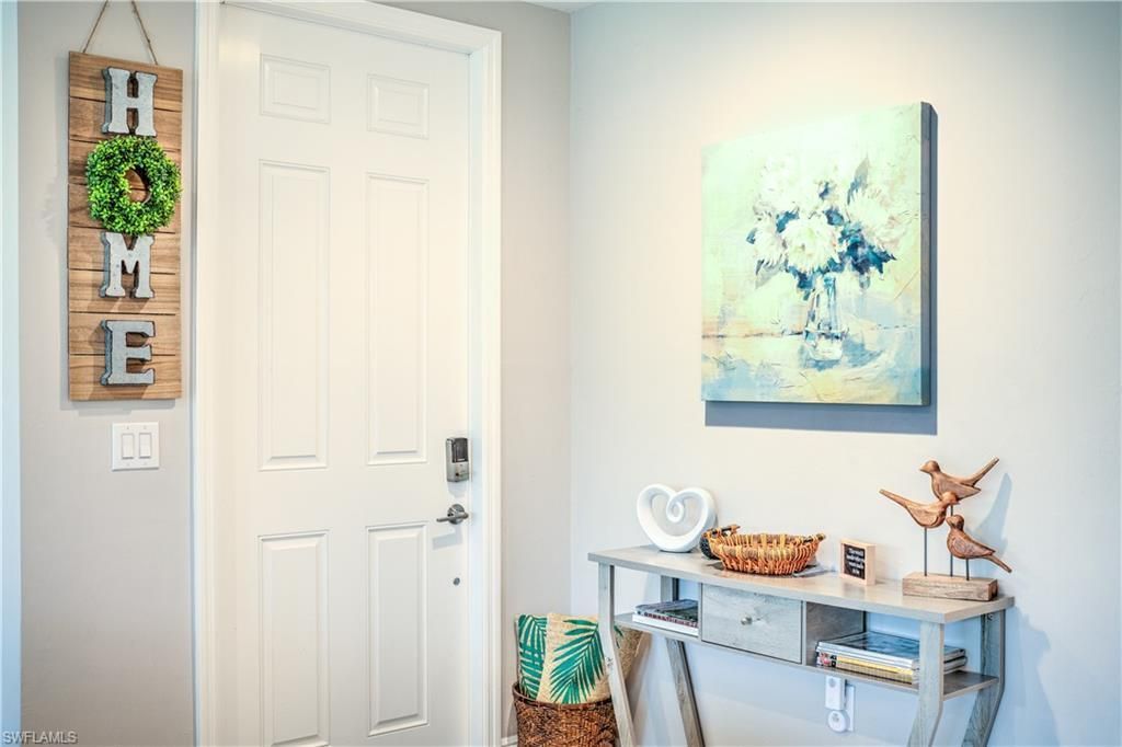 2626 Seychelles Cir, Unit 1404, Naples, FL 34112 Photo