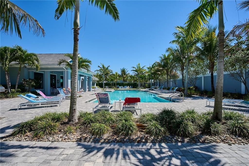 2626 Seychelles Cir, Unit 1404, Naples, FL 34112 Photo