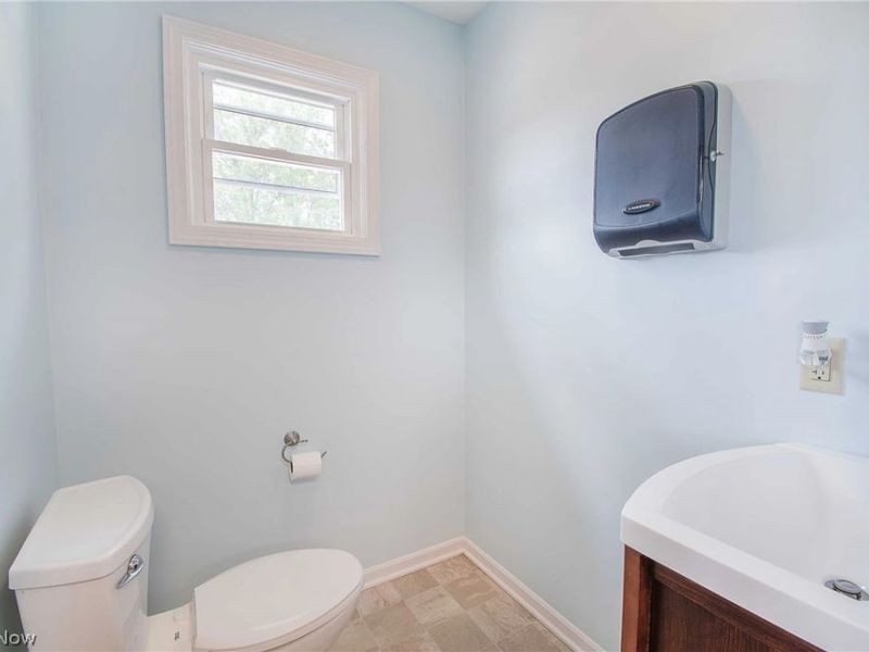 8419 Cleveland Avenue NW, North Canton, OH 44720 Photo 14