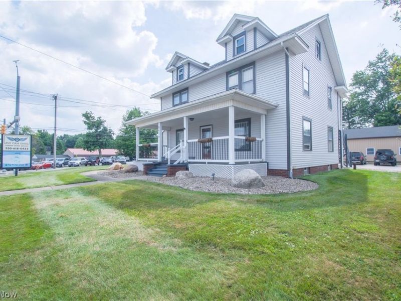 8419 Cleveland Avenue NW, North Canton, OH 44720 Photo 2