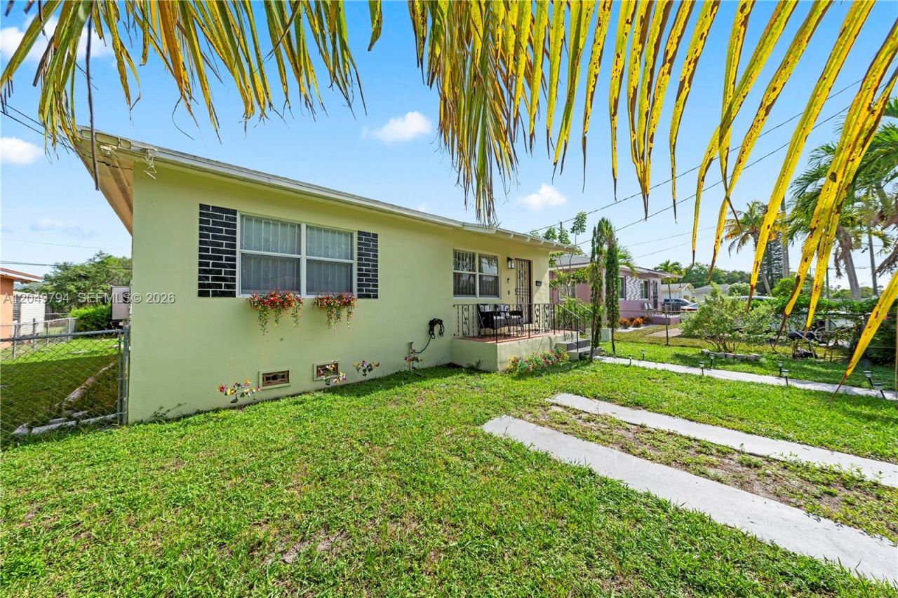 1920 NW 69th Ter, Miami, FL 33147 Photo