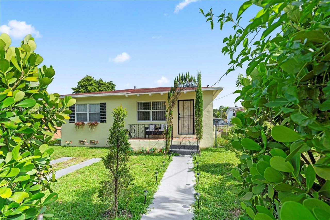 1920 NW 69th Ter, Miami, FL 33147 Photo