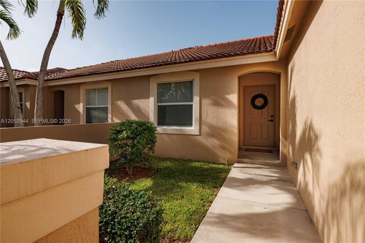 1879 Andromeda Ln, Weston, FL 33327 Photo