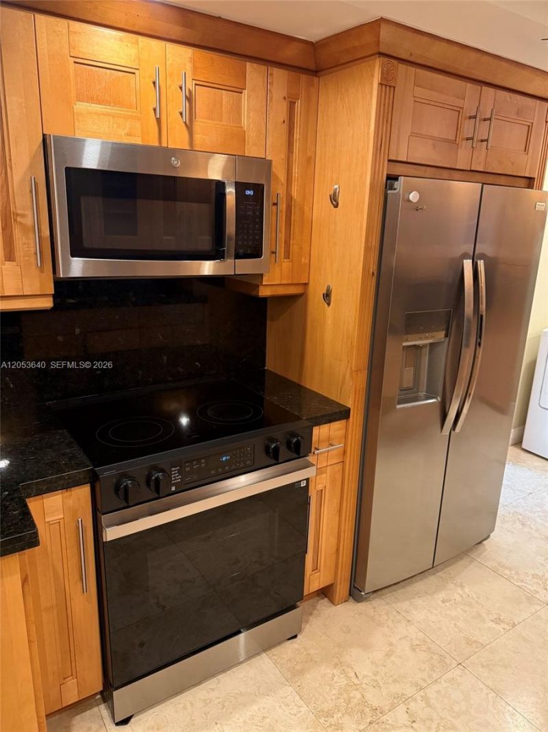 145 SE 25th Rd, Unit 1003, Miami, FL 33129 Photo
