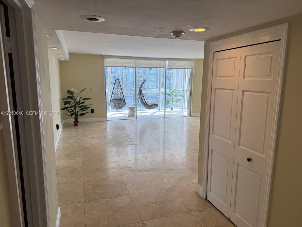 145 SE 25th Rd, Unit 1003, Miami, FL 33129 Photo