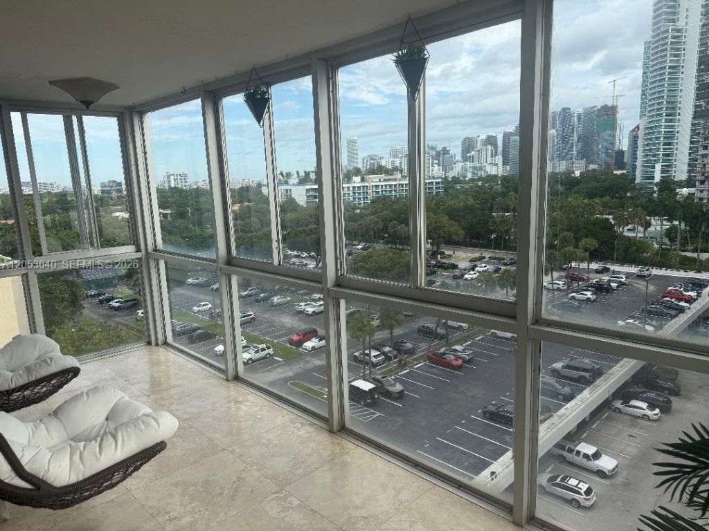 145 SE 25th Rd, Unit 1003, Miami, FL 33129 Photo