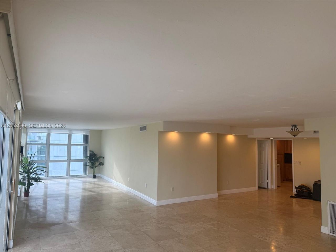 145 SE 25th Rd, Unit 1003, Miami, FL 33129 Photo