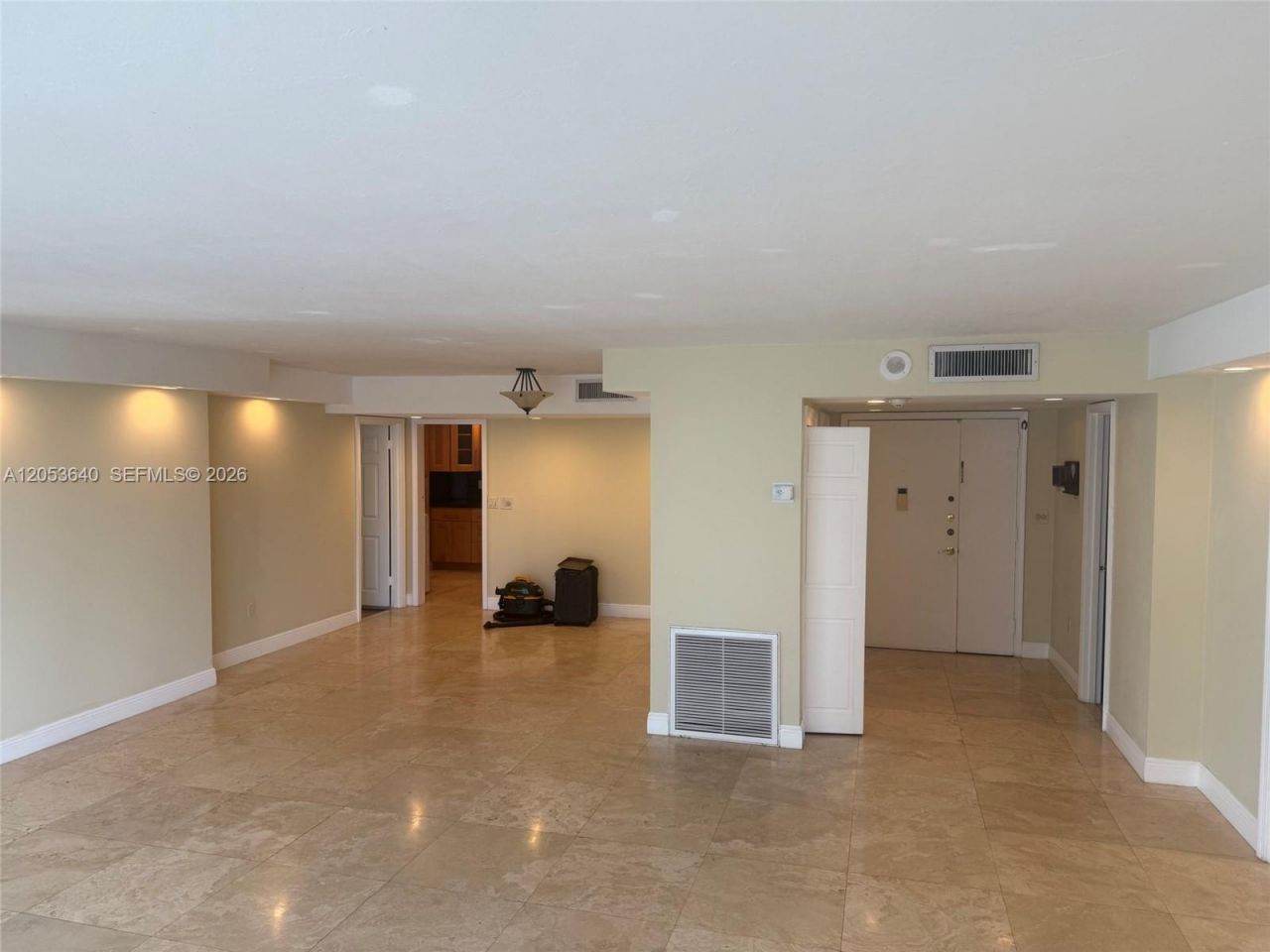145 SE 25th Rd, Unit 1003, Miami, FL 33129 Photo