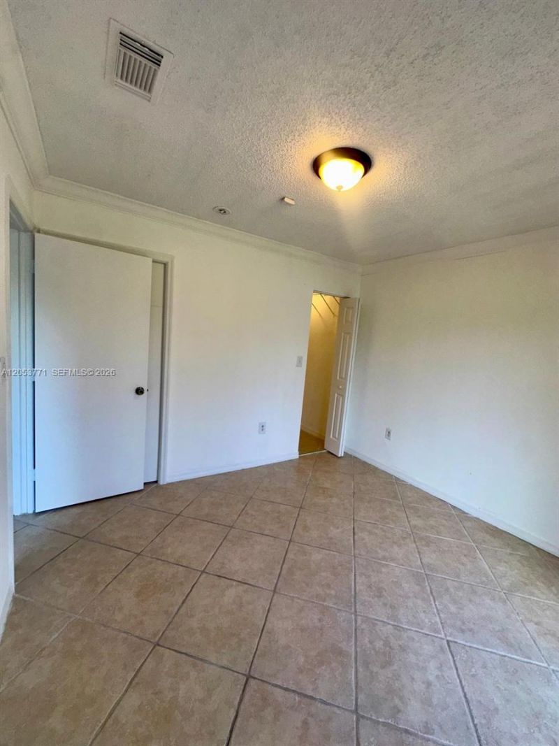 15334 SW 36th Ter , Unit 15334, Miami, FL 33185 Photo