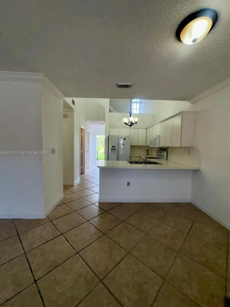 15334 SW 36th Ter , Unit 15334, Miami, FL 33185 Photo