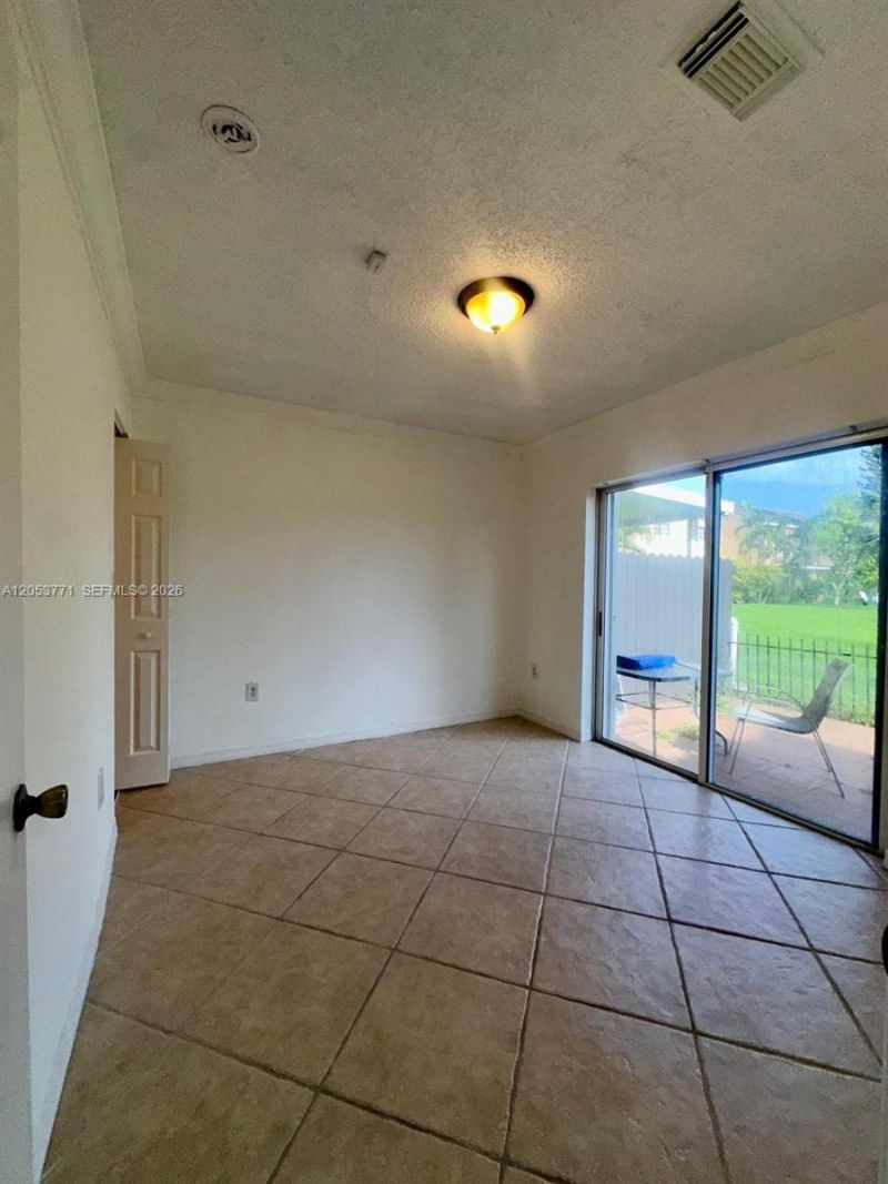 15334 SW 36th Ter , Unit 15334, Miami, FL 33185 Photo
