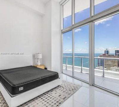 495 Brickell Ave , Unit 4105, Miami, FL 33131 Photo