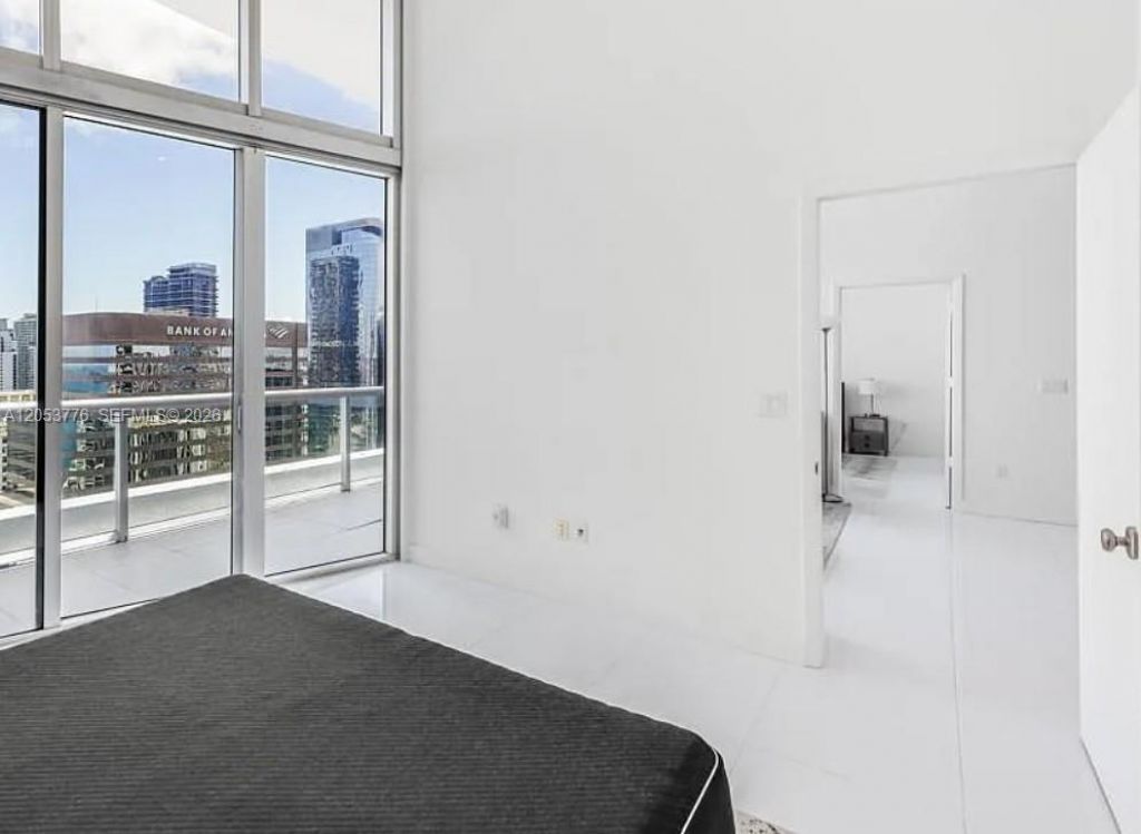 495 Brickell Ave , Unit 4105, Miami, FL 33131 Photo