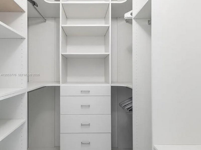 495 Brickell Ave , Unit 4105, Miami, FL 33131 Photo