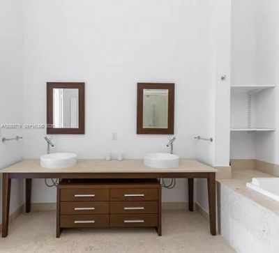 495 Brickell Ave , Unit 4105, Miami, FL 33131 Photo