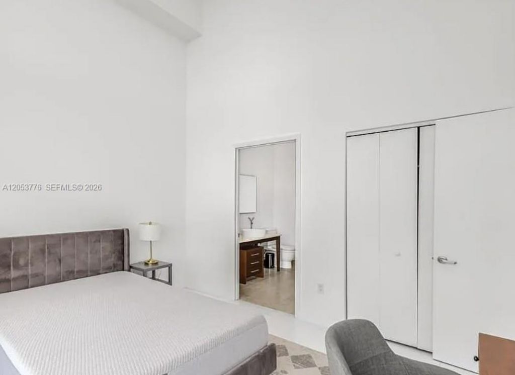 495 Brickell Ave , Unit 4105, Miami, FL 33131 Photo