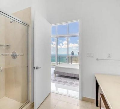 495 Brickell Ave , Unit 4105, Miami, FL 33131 Photo