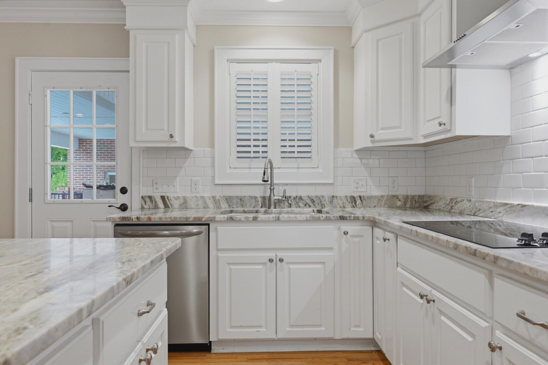 116 N Winter Street Photo 5