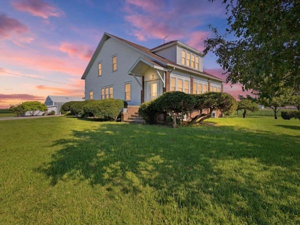 10168 N 600 E Road, Gridley, IL 61744
