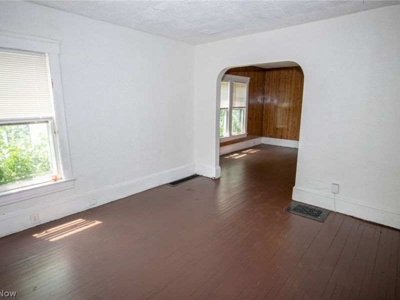 1290 E 188th Street, Cleveland, OH 44110 Photo 12