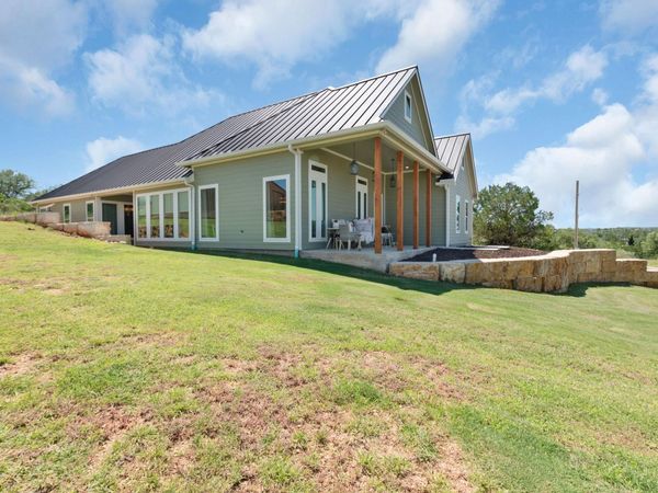 908 Sandy Mountain DR, Sunrise Beach, TX 78643