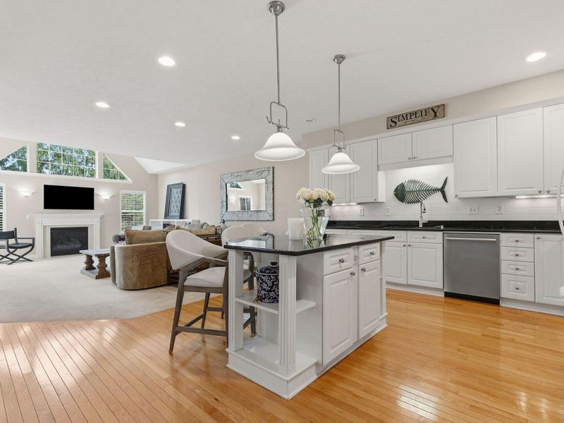 10031 Juliana Circle, Powell, OH 43065 Photo 12