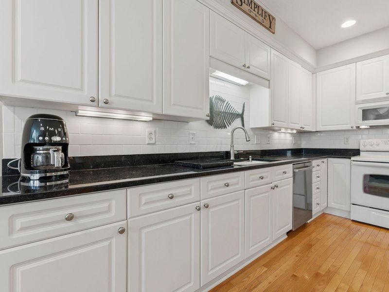 10031 Juliana Circle, Powell, OH 43065 Photo 17