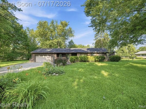 216 Aveline Street, Ypsilanti, MI 48197