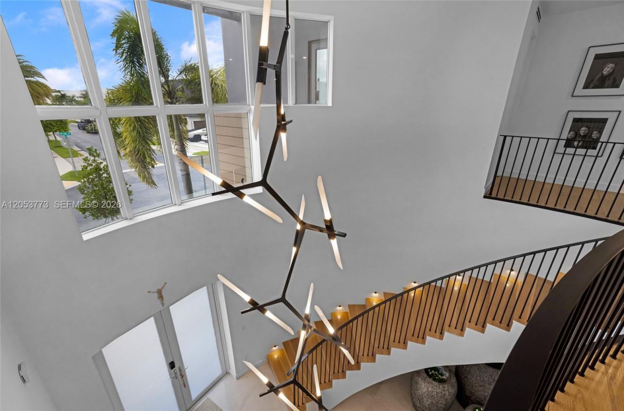 7541 NW 100th Ave , Doral, FL 33178 Photo
