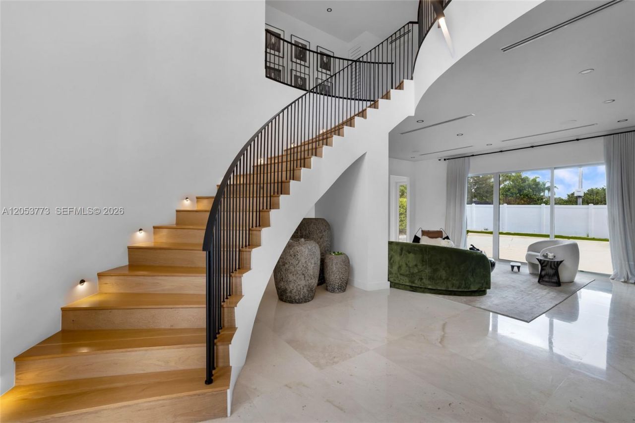 7541 NW 100th Ave , Doral, FL 33178 Photo