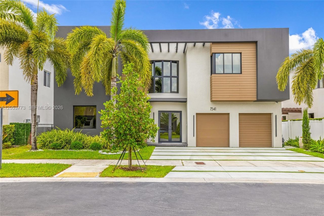 7541 NW 100th Ave , Doral, FL 33178 Photo