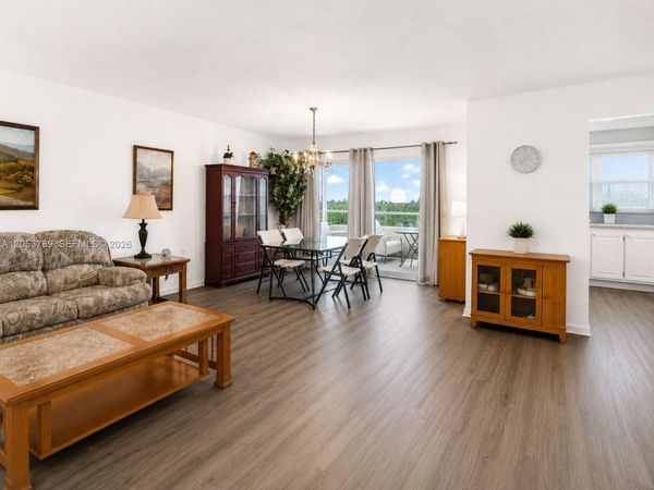 4047 NW 16th St , Unit 403, Lauderhill, FL 33313