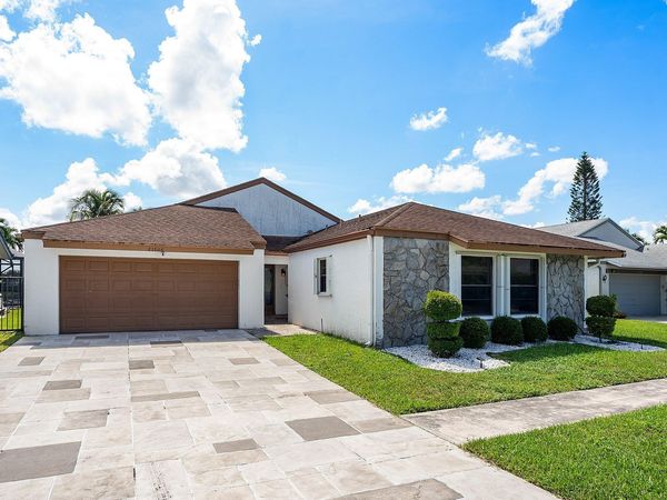 21506 Summertrace Circle, Boca Raton, FL 33428