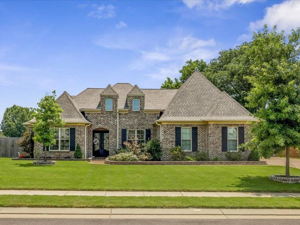 51 JOHNSBOROUGH CV, Atoka, TN 38004