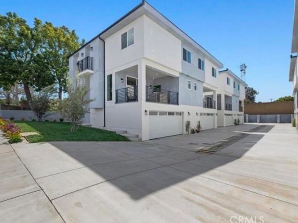 26109 Narbonne, Lomita, CA 90717
