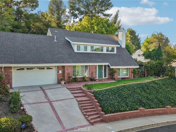 12055 Dresden Place , Granada Hills, CA 91344