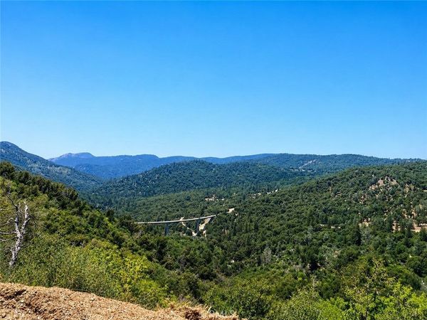 4 Harris Road, Mariposa, CA 95338