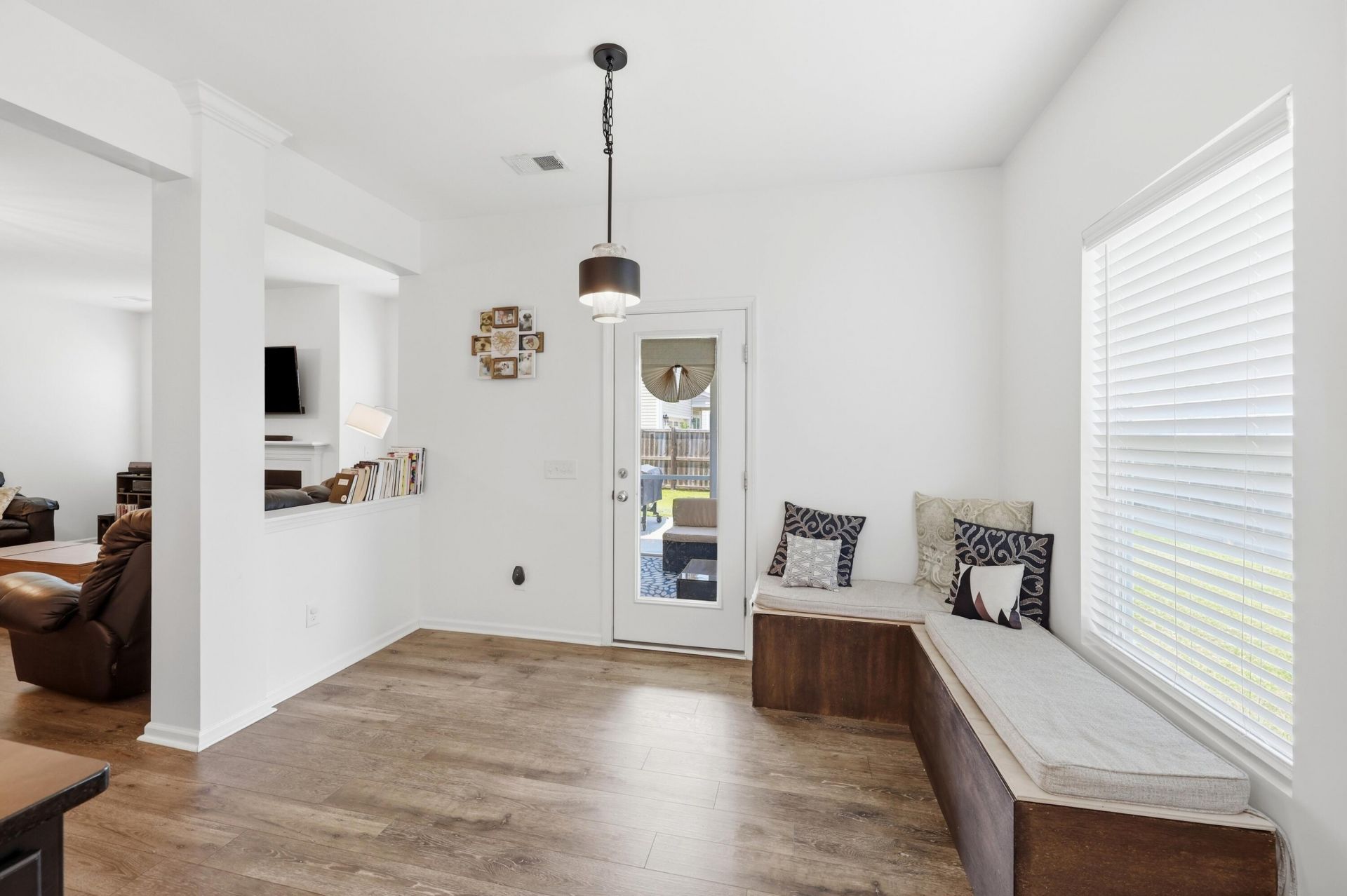 418 Fox Sparrow Court Photo 15
