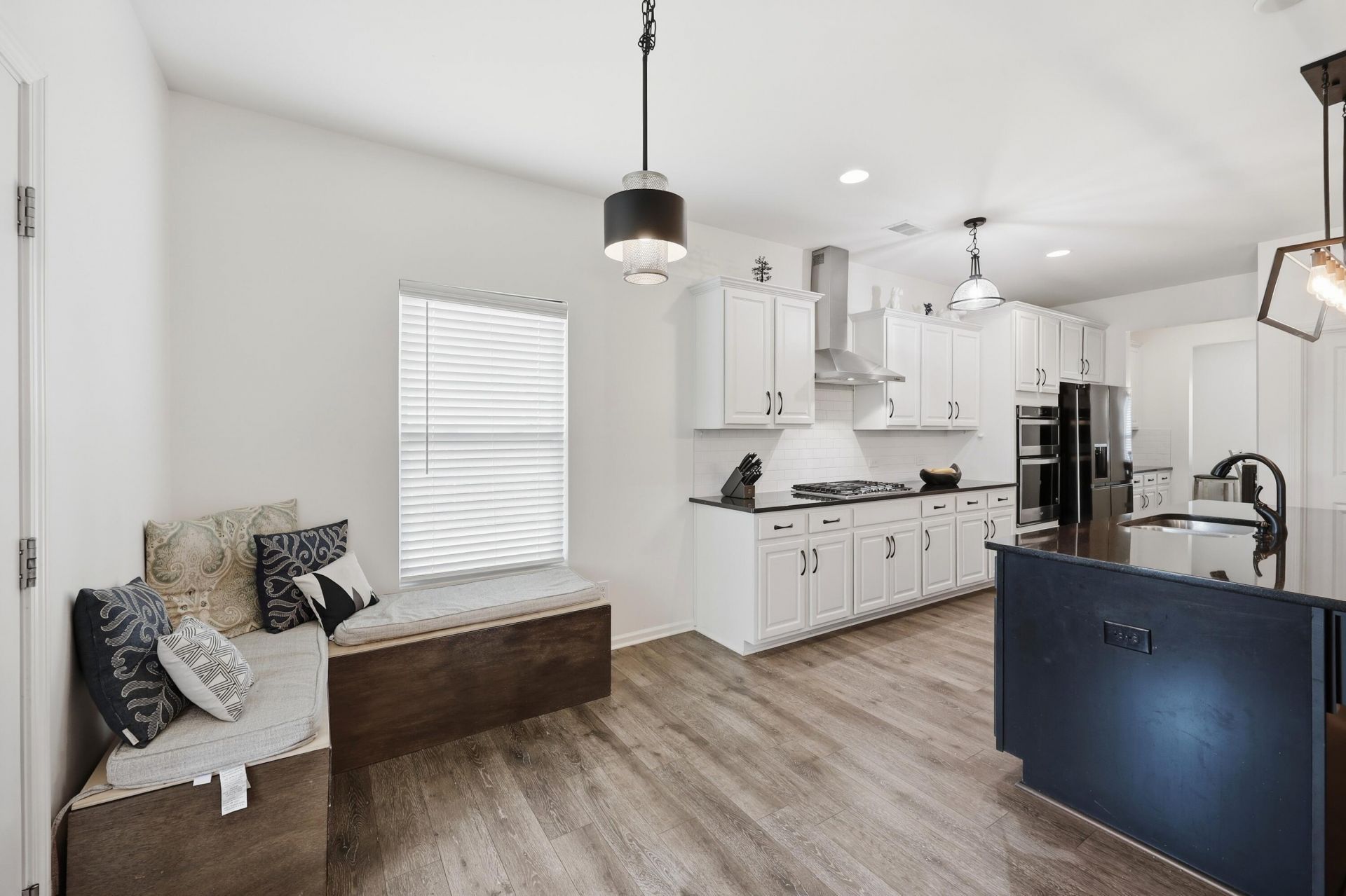 418 Fox Sparrow Court Photo 16