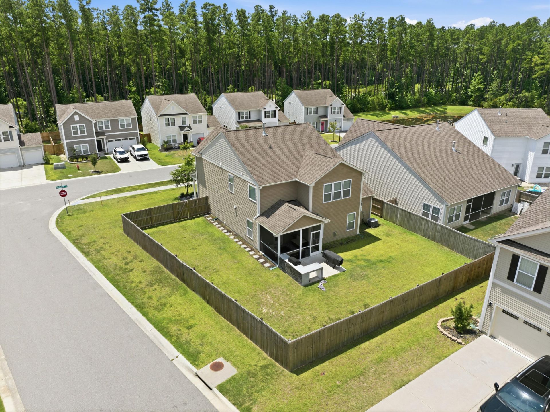 418 Fox Sparrow Court Photo 52