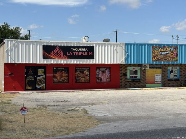 7030 Branching Ct, San Antonio, TX 78239