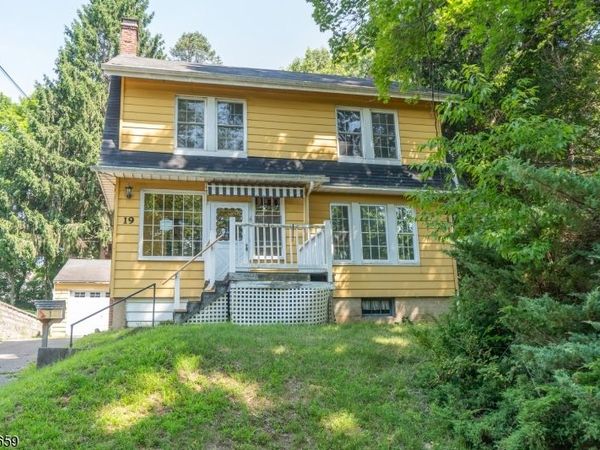 19 New St, High Bridge, NJ 08829