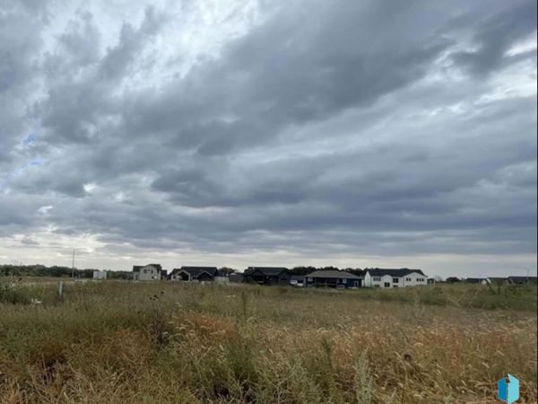 6601 E Hawker Cir, Sioux Falls, SD 57110