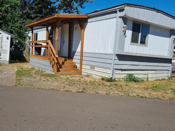 1530 Tamarack (#7) St, Sweet Home, OR 97386