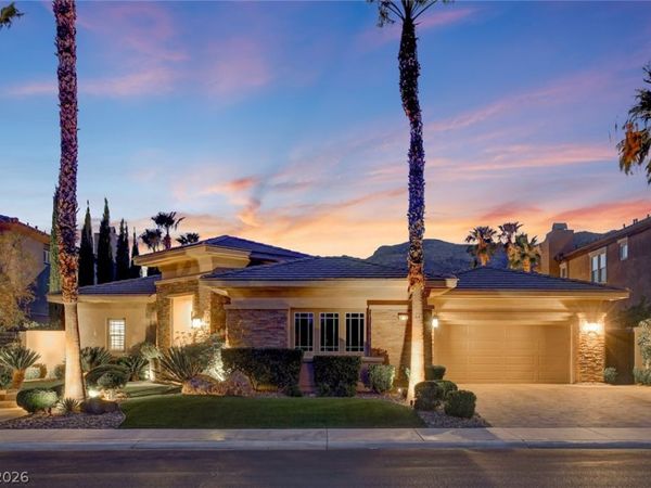 3209 Turtle Head Peak Drive, Las Vegas, NV 89135
