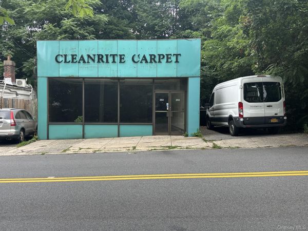292 Fifth Avenue , New Rochelle, NY 10801