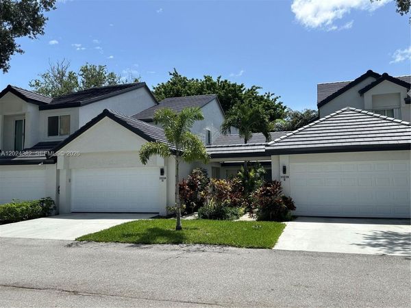 23228 Fountain Vw, Unit D, Boca Raton, FL 33433