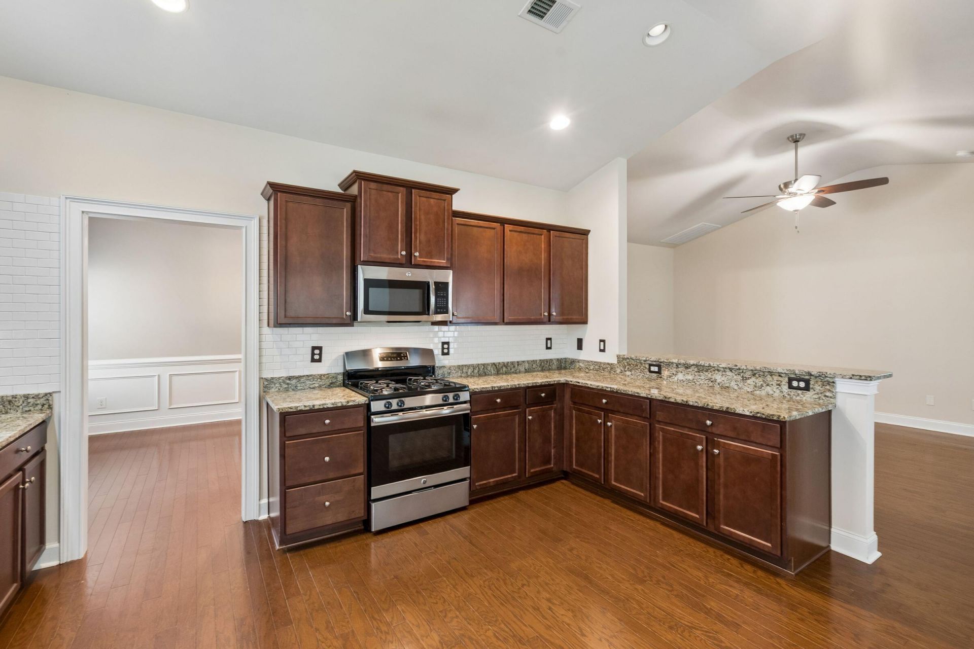 5306 Natures Color Lane Photo 17
