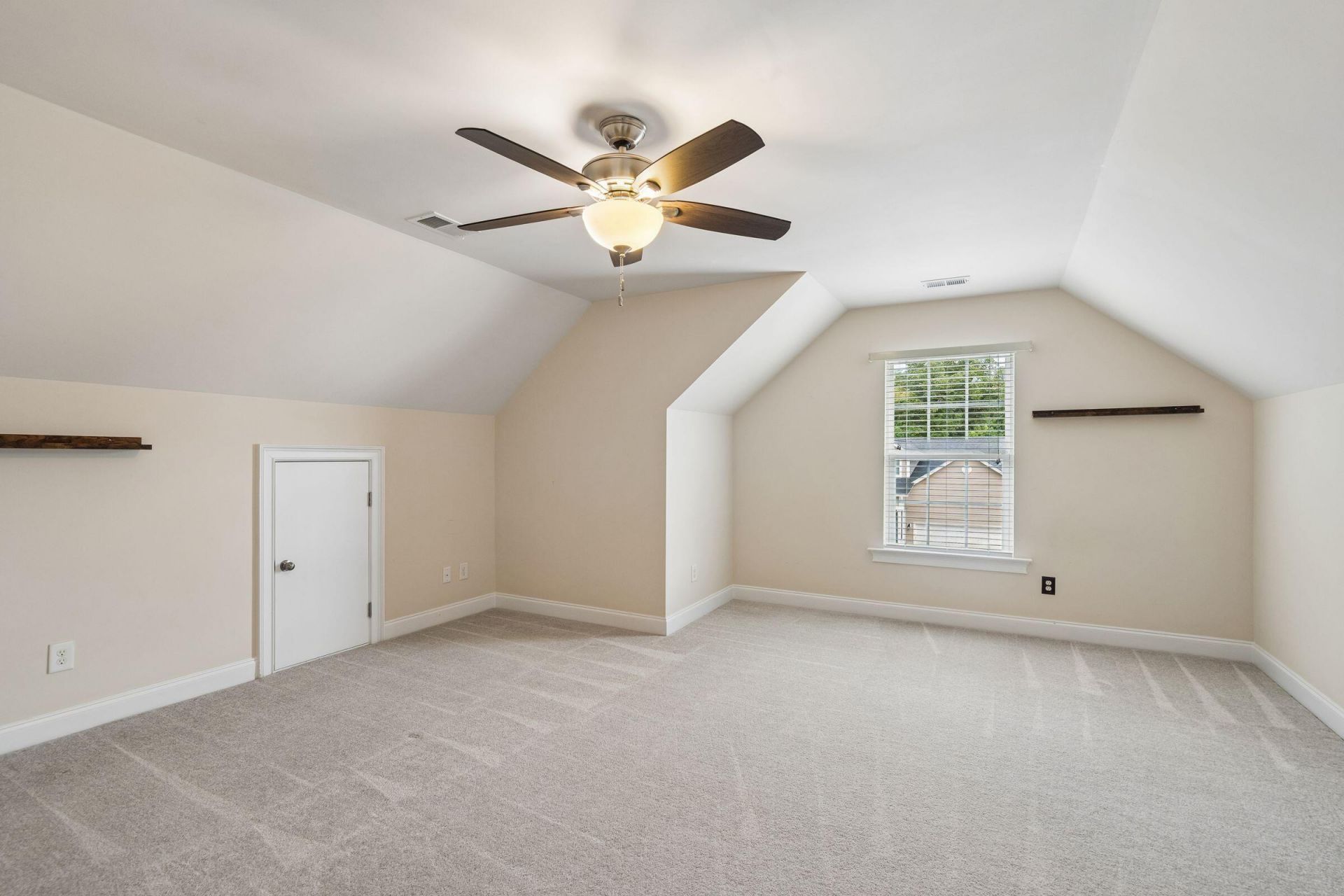 5306 Natures Color Lane Photo 33