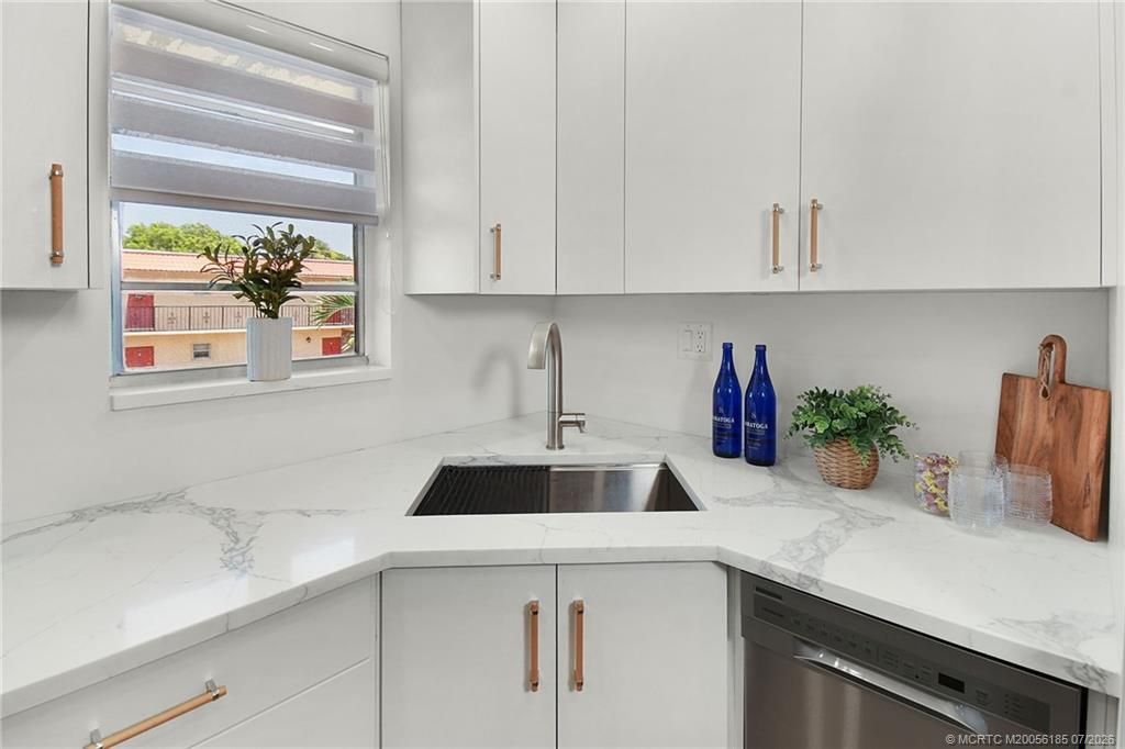1957 SW Palm City Road, Unit 29-H, Stuart, FL 34994 Photo